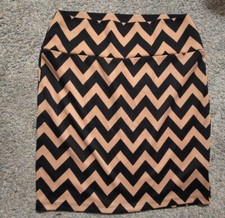 Living Doll Taupe & Black Chevron Print Knit Skirt Size XL NWT Made in USA