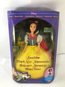 biancaneve barbie
