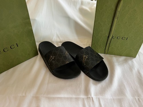 Gucci Slides - GG Supreme Men's Tiger 