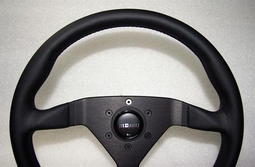 Momo Leder Sportlenkrad Montecarlo 350mm schwarz black steering wheel volante - Afbeelding 5 van 5