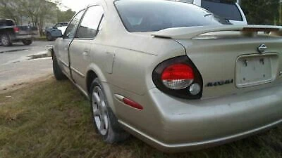 Ventilación de cristal para puerta trasera izquierda OEM 2000 2001 2002 2003 Nissan Máxima Foto 4 de 4