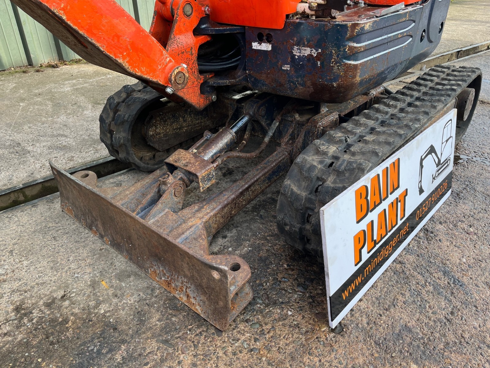 KUBOTA U103 "CHEAP" 1 TONNE MINI DIGGER EXCAVATOR, 3 BUCKETS, £5500