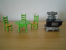 Mattel Cleveland Metalowa kuchenka kuchenna + stół z drop liśćmi + 3 krzesła "The Littles"