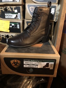 ariat performer