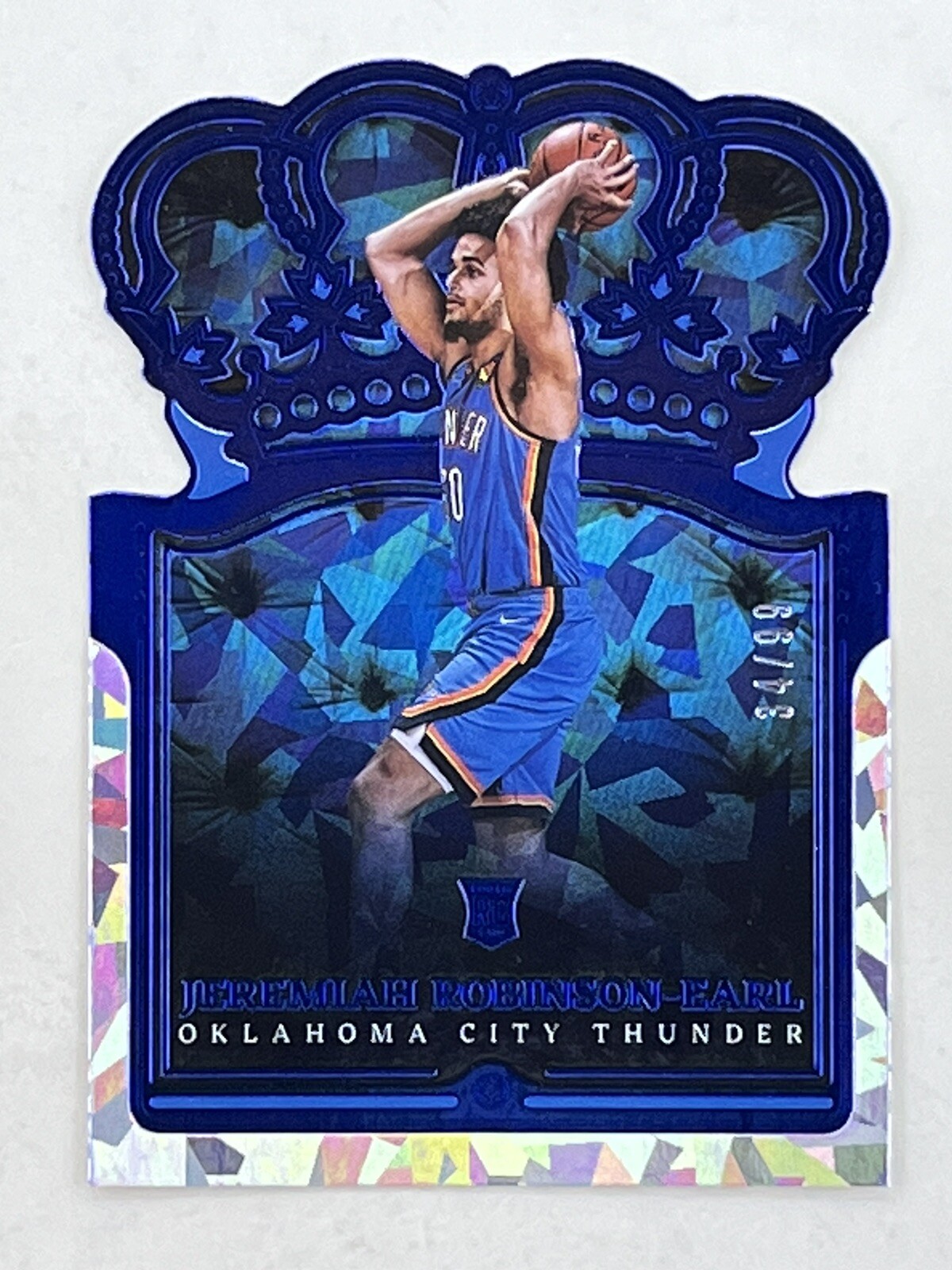 Jeremiah Robinson-Earl 2021-22 Panini Crown Royale Blue Crystal Die-Cut RC /99