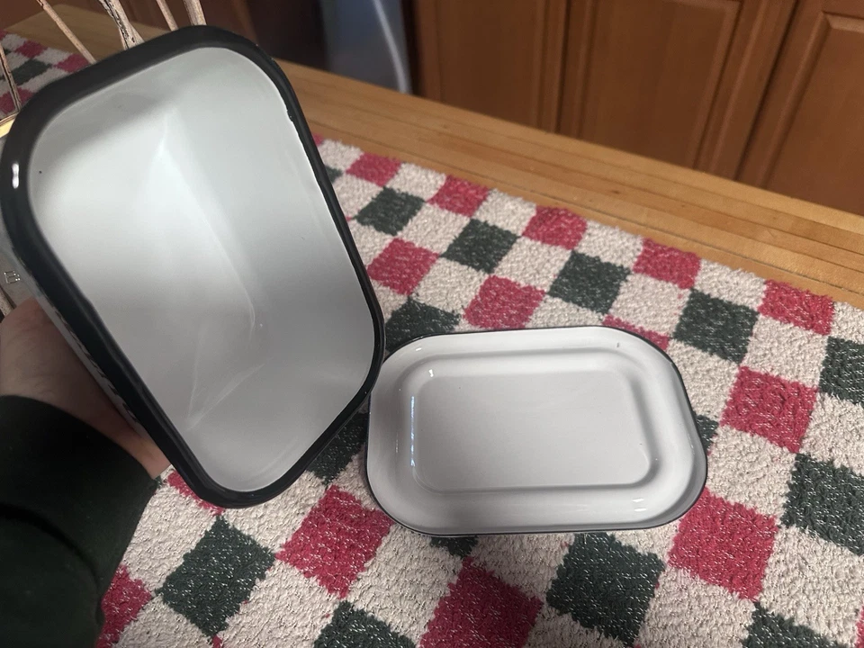 Фермерское блюдо с маслом с крышкой белая эмалированная посуда, деревенский винтажный стиль - Изображение 3 из 3