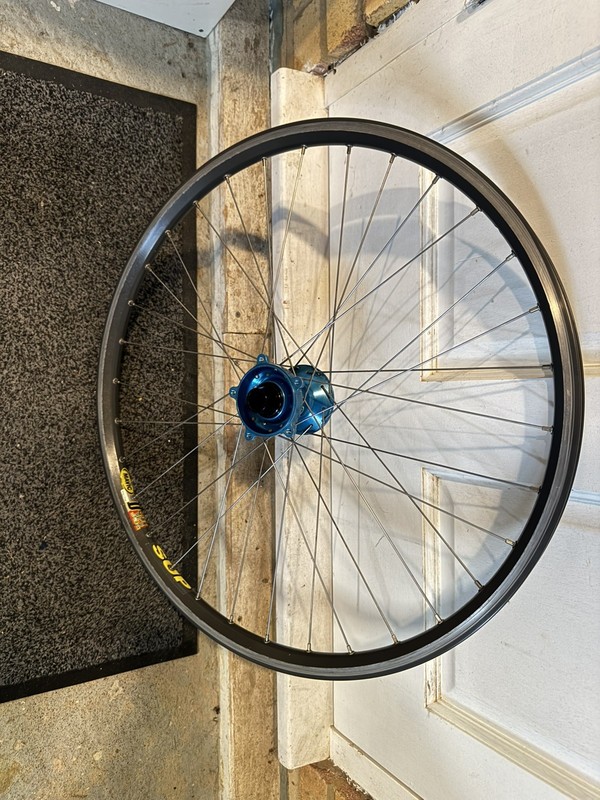 Hope Big 'Un Front Hub 26 inch Wheel