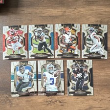 Select NFL Kareem Hunt Chuba Hubbard Jerry Jeudy Card Lot (7 Cards) 2023