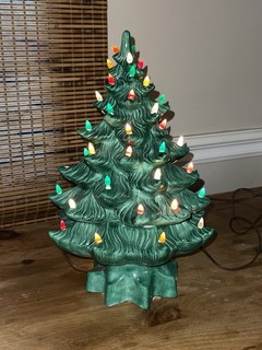 Vintage 1980s Atlantic Mold Ceramic Christmas Tree 16 Inch Lighted