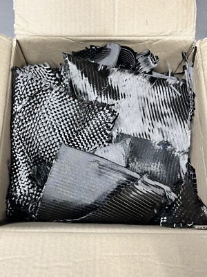 Carbongewebe und Gelege RESTE MIX, 200g/m2 bis 600g/m2