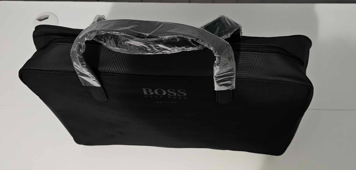 Garment Bag Boss Parfums Hugo Boss Overnight Bag HUGO BOSS Free