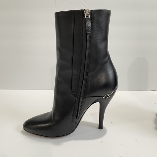 Gucci Black Leather Boots Size 36.5 Silver Logo Hardware Zip Up - Picture 8 of 19