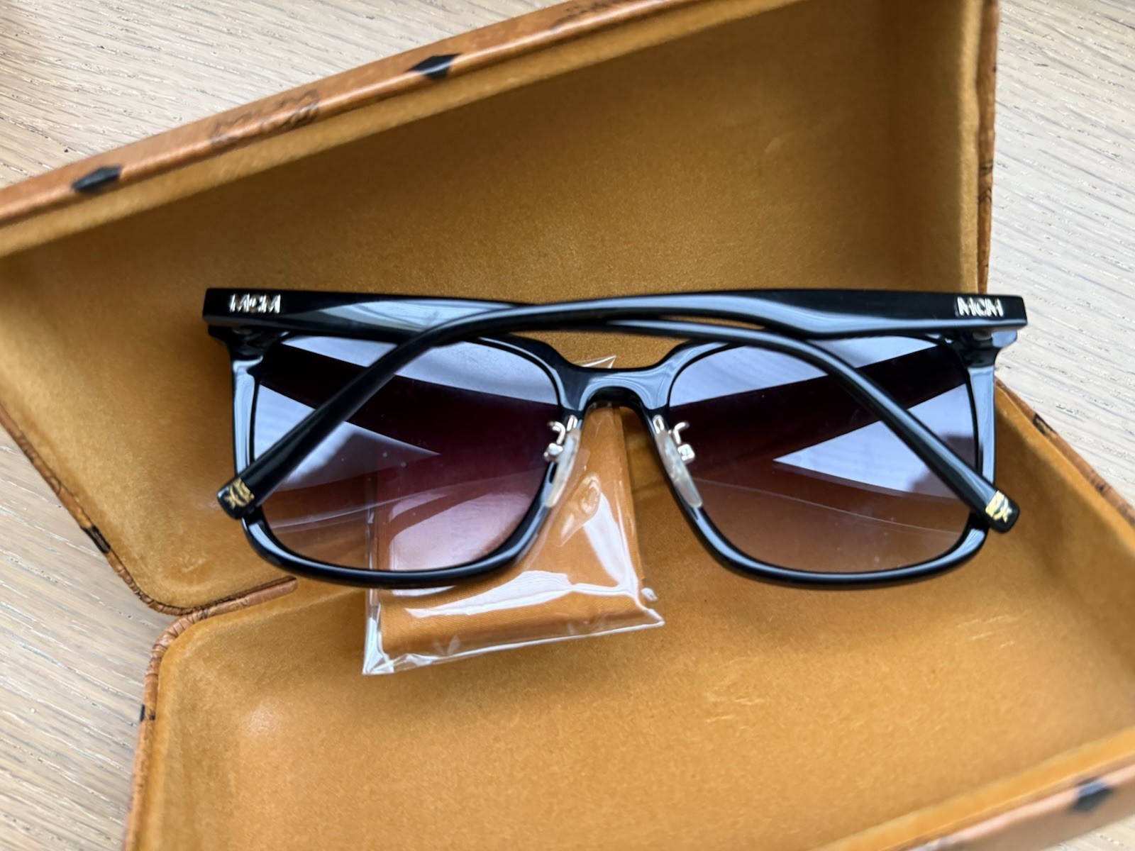 NEW MCM 58mm Gradient Rectangle Sunglasses black … - image 4