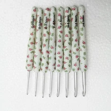 8Pcs Soft Pottery Crochet Hooks Set White Floral Style DIY Crafts Knitting Yarn