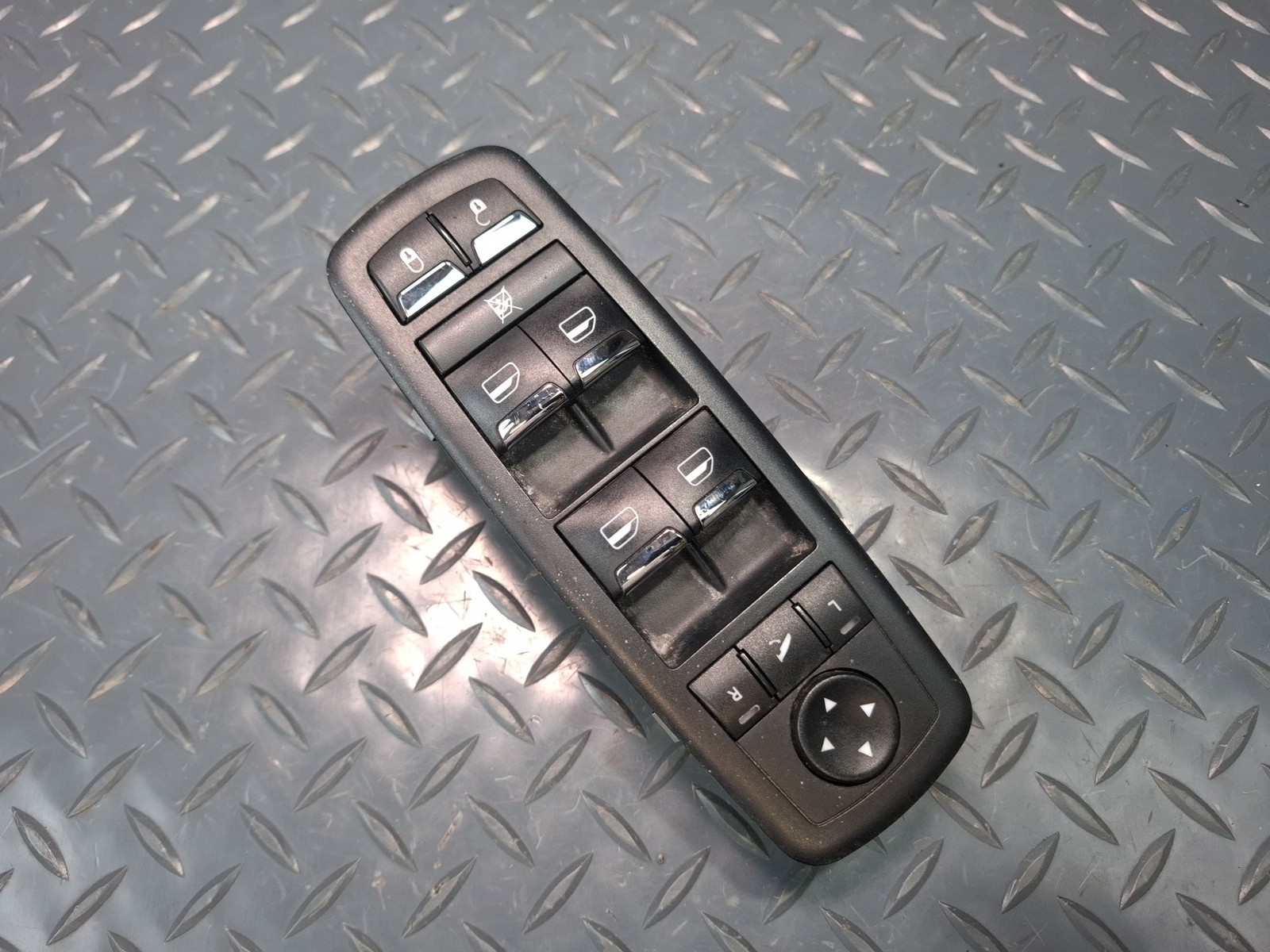 Maserati Levante 2017-2020 Front Left Switch