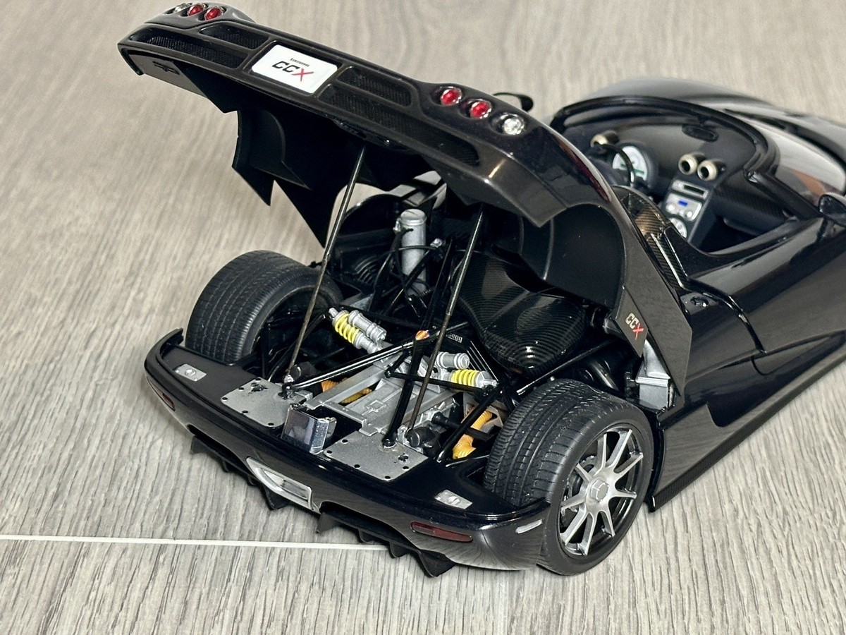 1:18 Scale Autoart Signature Koenigsegg CCX Black Boxed | eBay