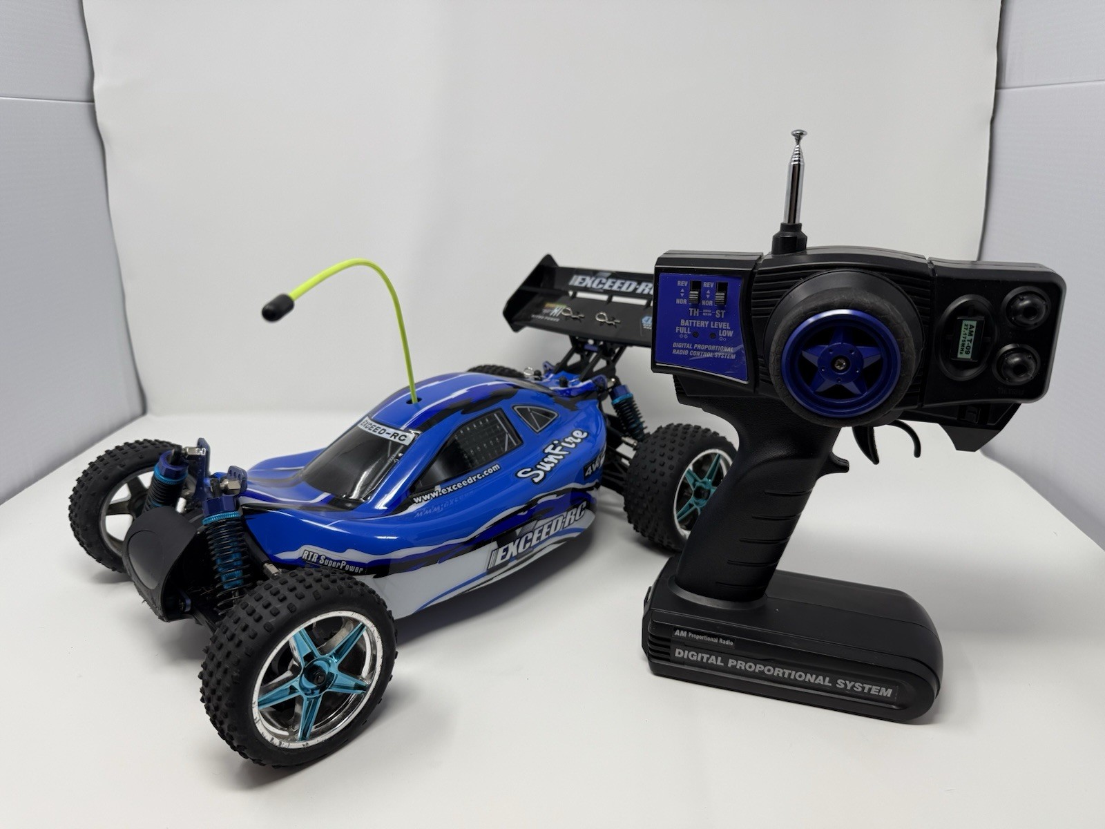 Exceed RC Sunfire 1/10 4x4 Electric Buggy RTR Without Battery/Charger UNTESTED