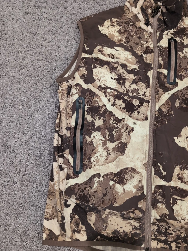 First Lite Sawtooth Hybrid Vest Large Cipher Excellent! Free Shipping! - Image 2 of 4