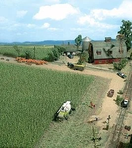 Busch 1202 HO Scale Corn Field Kit (Bag of 400 Plants) - Image 2 of 2