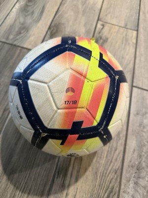Nike ordem Strike English Premier League Soccer Ball Size 5 2016/17
