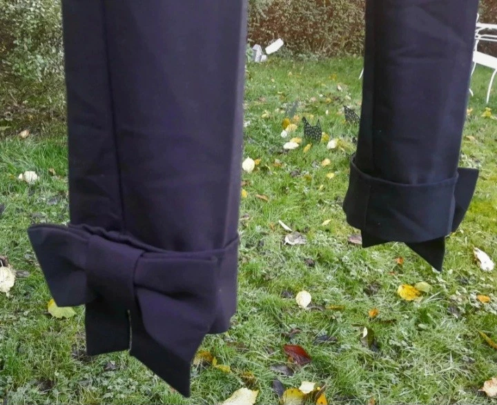 River Island Vintage 50's Style Cropped Bow Detail Slim Leg Trousers Size 6/8. - Image 2 of 4