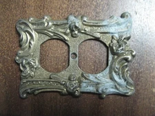 Old Dark Gold dual outlet Cover Plate Single NO SCREWS, corroded as seen