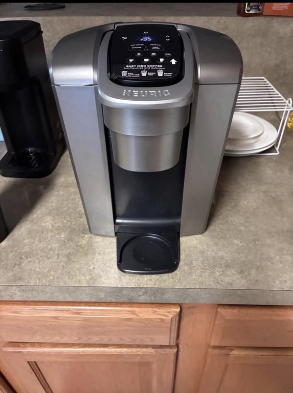 Keurig K-Iced K-Cup Single Serve Pod Coffee Maker Silver/Black Digital, Tank
