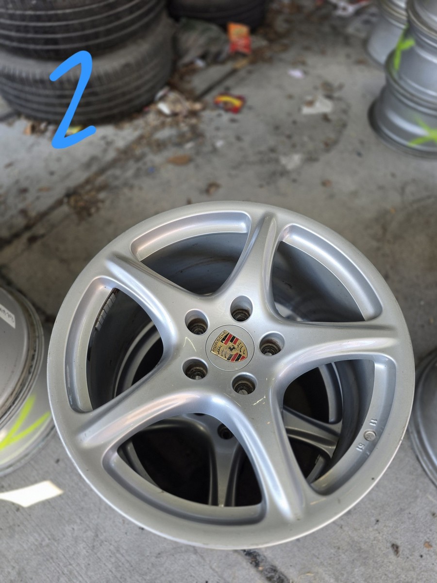 05-12 Porsche 911 997 OEM 19x11 Rear Wheel 5x130 ET67 99736216203