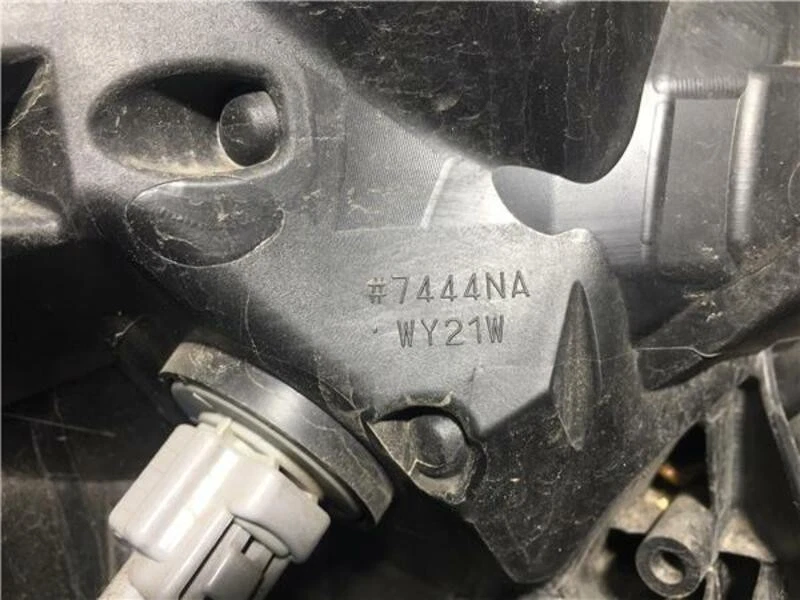 Faro derecho TOYOTA RAV4 HIBRIDO HYBRID 4X4 ADVANCE 55077 Foto 4 de 4