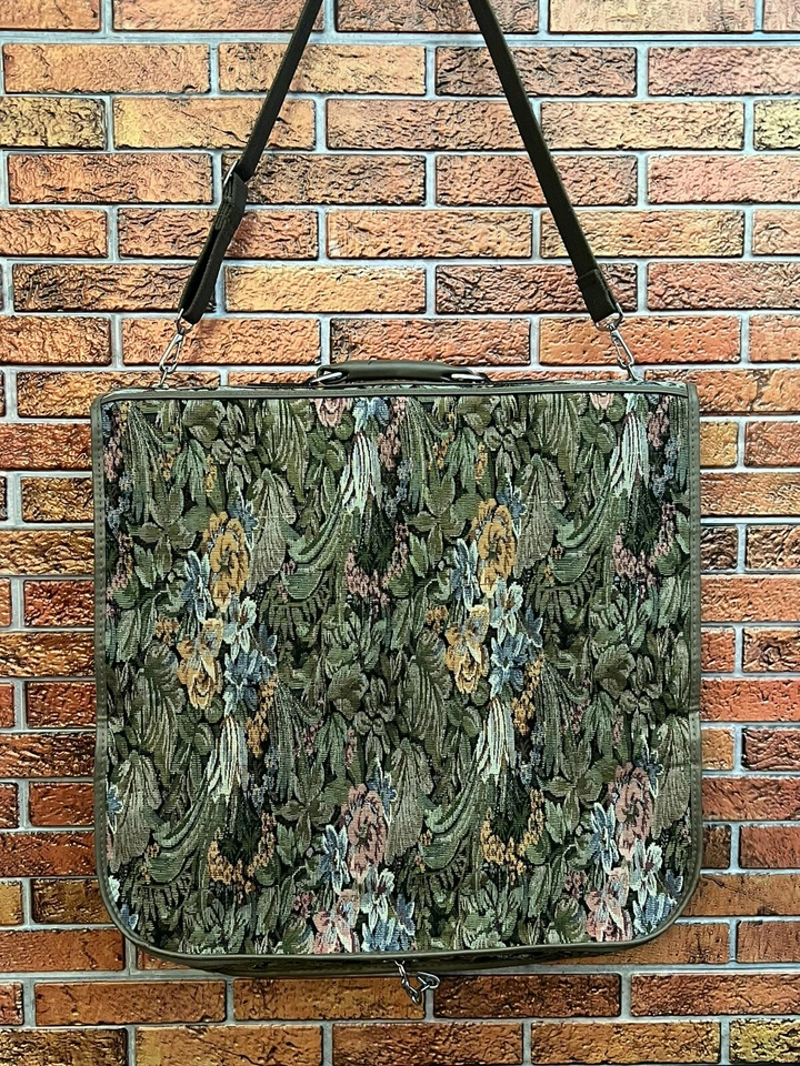 Bolsa de vestuário vintage Jordache floral tapeçaria bagagem com alça de ombro - Imagem 2 de 4