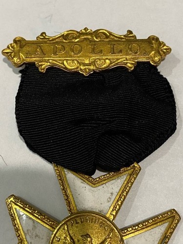 Vintage MASONIC KNIGHTS OF TEMPLAR ORDER OF MALTA APOLLO MEDAL - Picture 2 of 6