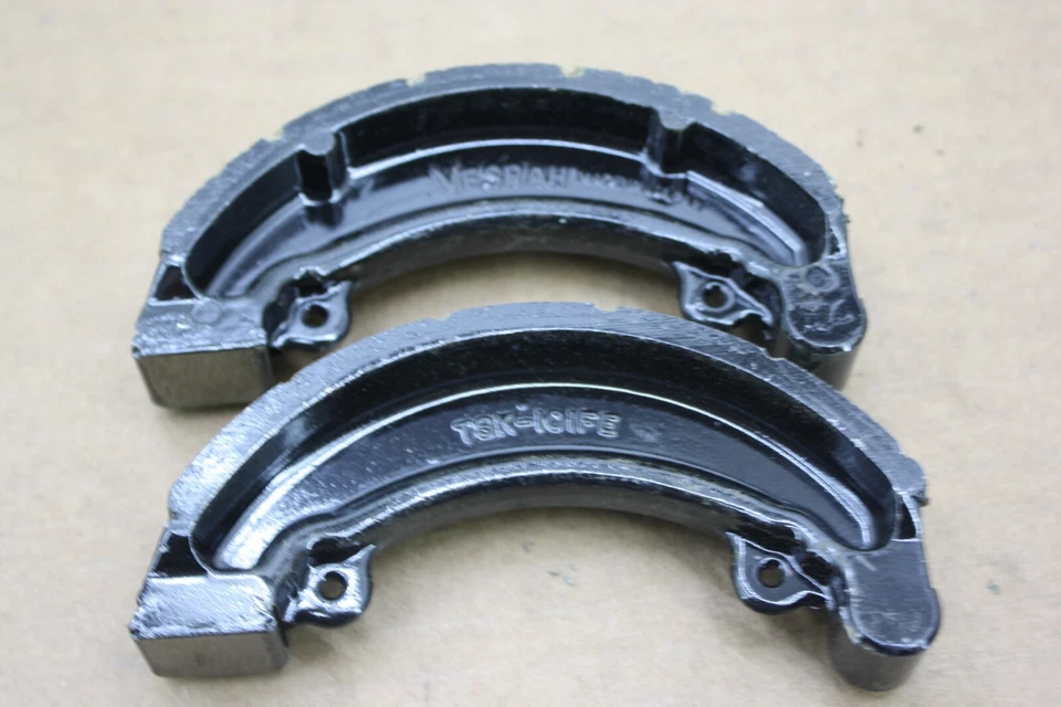 HONDA XR250R 1981 1982 y CR480R 1982 ZAPATAS DE FRENO DELANTERAS CON KEVLAR VESRAH JAPÓN Foto 4 de 4