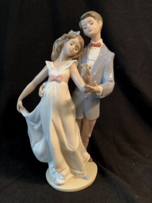 Lladro Primer Baile Figurine #07642 ''Now and Forever'' Perfect w/Box