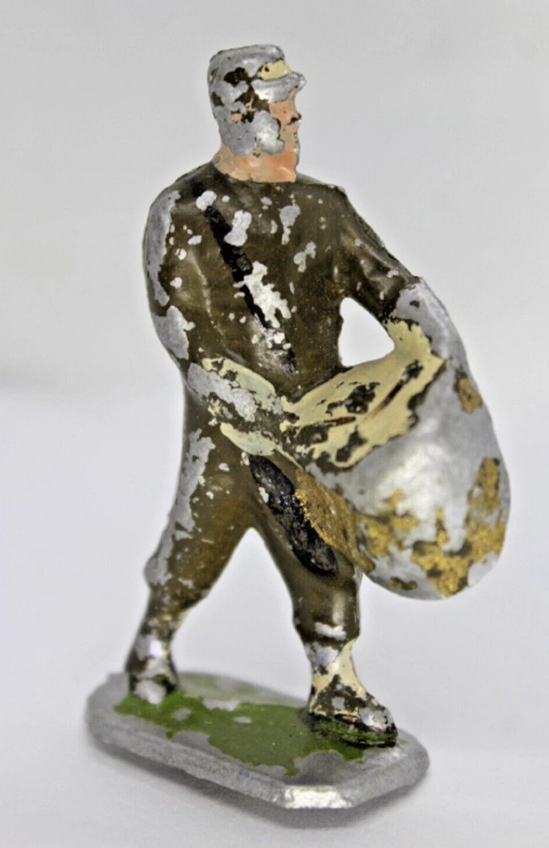 LOT DE 9 figurines QUIRALU : soldats Français EUR 20,00 - FR
