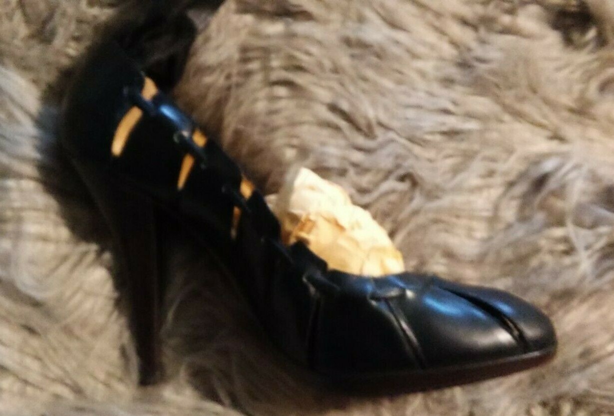 YVES SAINT LAURENT DÉCOLLETÉ DONNA PELLE NERA CON PLATEAU ALLA CAVIGLIA TAGLIA 10