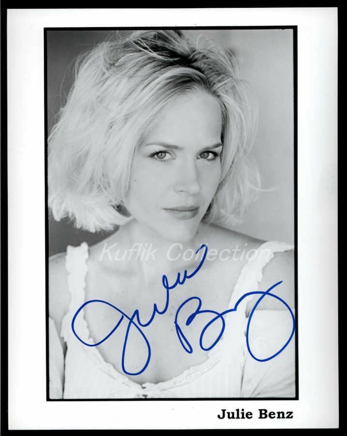 Julie Benz - Signed Autograph Headshot Photo - Dexter