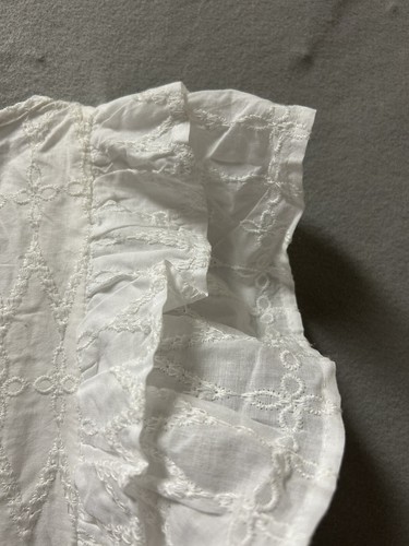 NWT White Eyelet women top size S - Picture 8 of 9