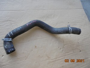 Ford Fiesta VI Typ JA8 1,4L 71KW 97PS Kühlerschlauch 8v218b274ae