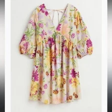 H&M large babydoll balloon puff quarter sleeve floral tan mini swing dress