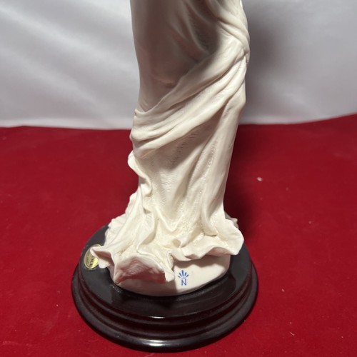 Giuseppe Armani "SPRING - MAY TIME" 761C Figurine Sculpture Florence Italy Read - Picture 2 of 9