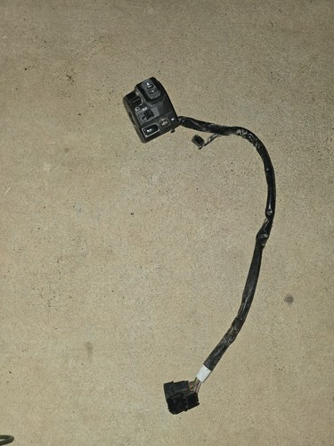Kawasaki 650 ninja EX650 2023 2026 NEW LH handle-bar switch