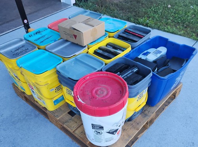 #ad 671 pounds of Laptop Lithium Ion Batteries for Scrap 18650 Cell Recovery AS IS $650.00