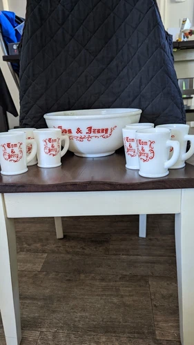 8pc Vintage Christmas Tom Jerry Milk Glass Egg Nog Punch Bowl Set 7 Mugs & bowl