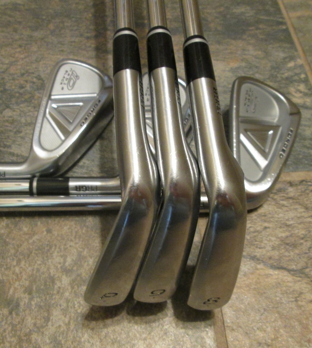 PRGR Forged ID Nabla Black Righthanded Iron set 5-P N.S.Pro 950GH 