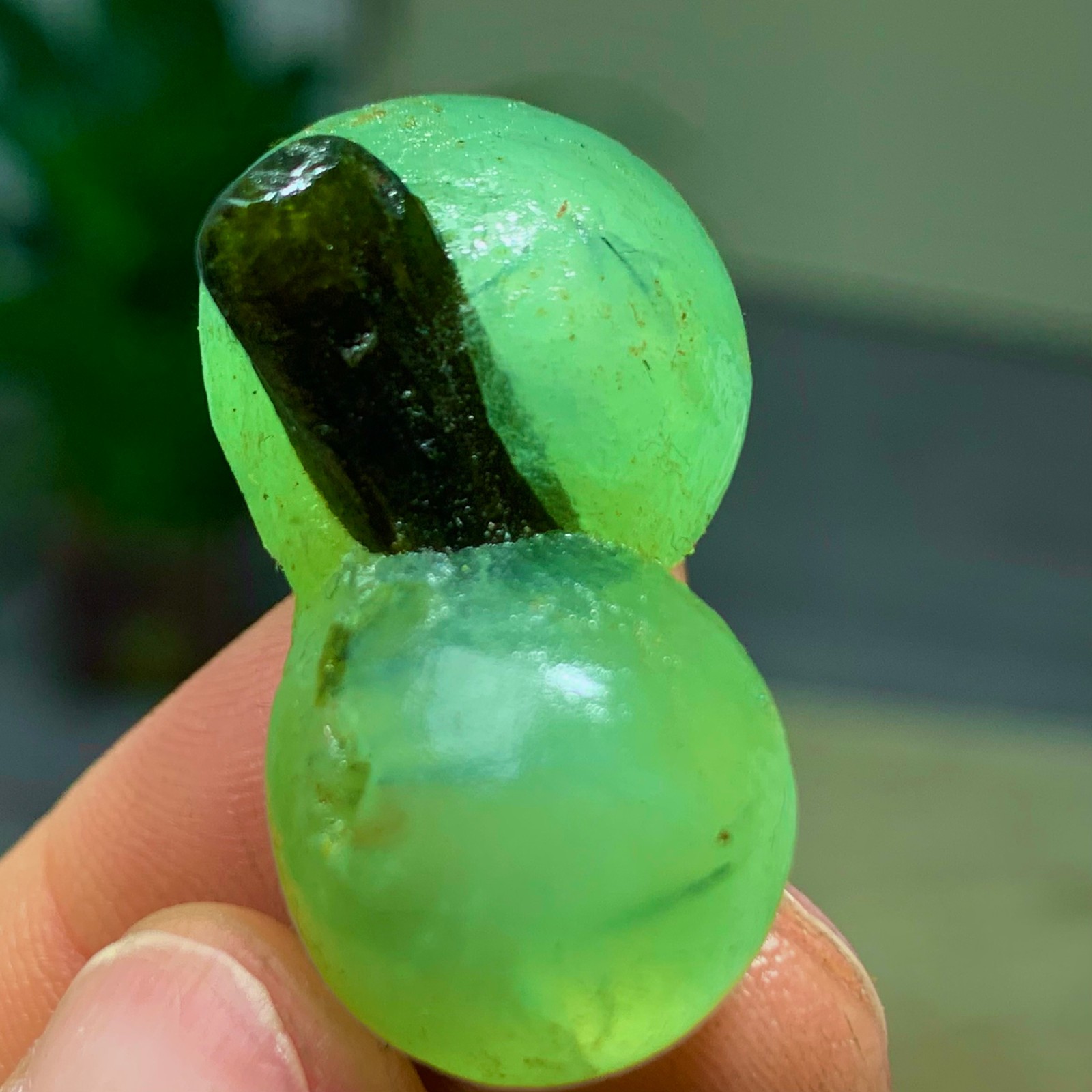 15G Natural beautiful spherical prehnite with green tourmaline crystal mineral