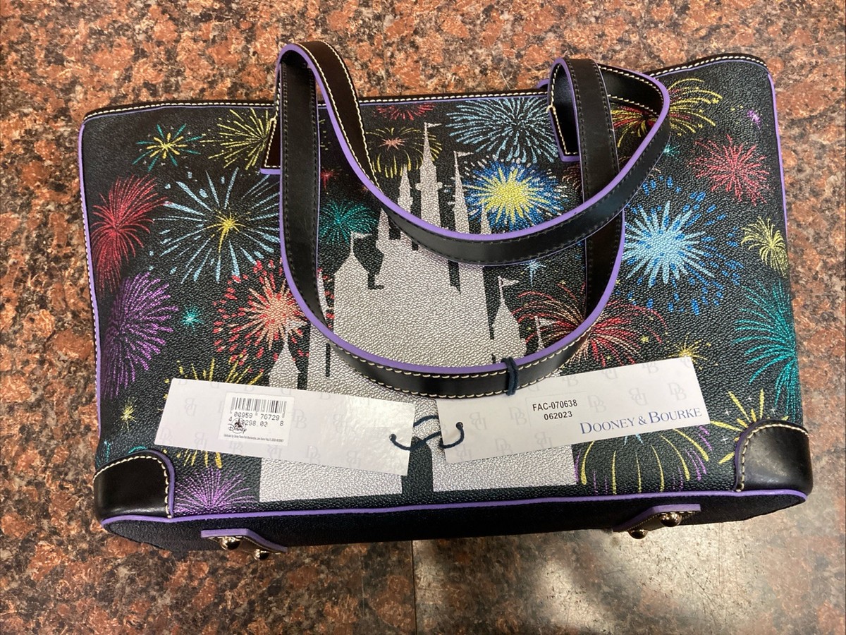 新品未使用　Dooney & Bourke ディズニー　100周年 トートバッグ Dooney & Bourke Disney 100 Partners Fireworks Tote Bag Mickey