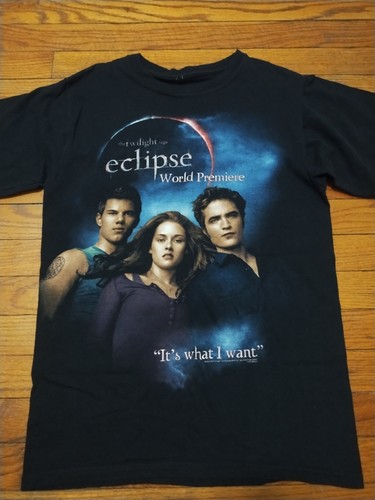 The Twilight Saga Eclipse World Premiere Promo 2010 Tshirt Size Small HTF Y2K - Picture 1 of 7
