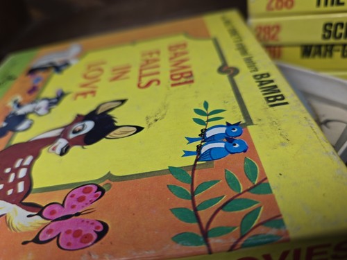 BAMBI FALLS IN LOVE - Walt Disney Home Movies Super 8 mm. Silent & Color Film - Picture 7 of 21