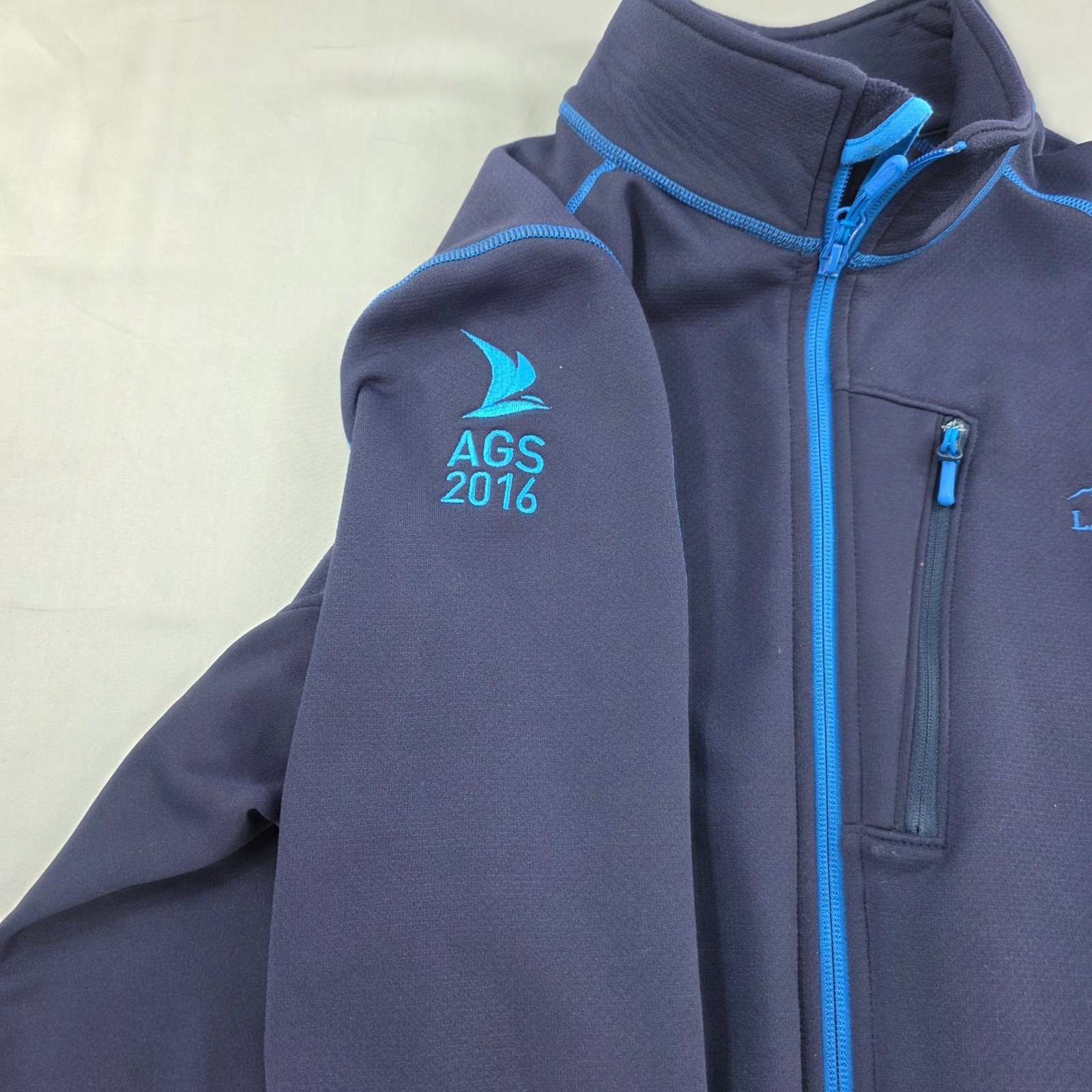 L.L.Bean Full Zip Jacket Softshell Lightweight At… - image 7