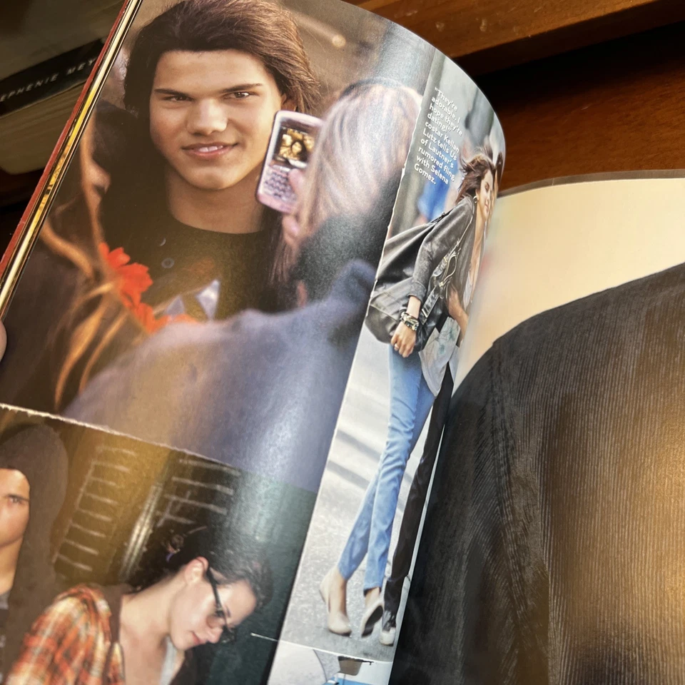 ROBERT PATTINSON sexy stars twilight KRISTEN STEWART dakota fanning + 7 POSTERS - Image 3 of 4